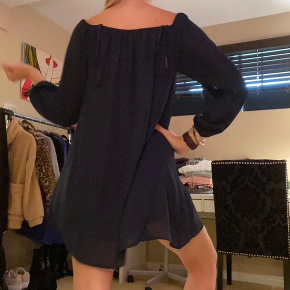 Dress - Picture 2 of 5